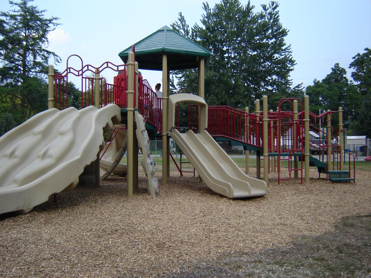 Playground equipment